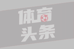 女生掀衣露腰拍照拽出正吸血的蚂蟥